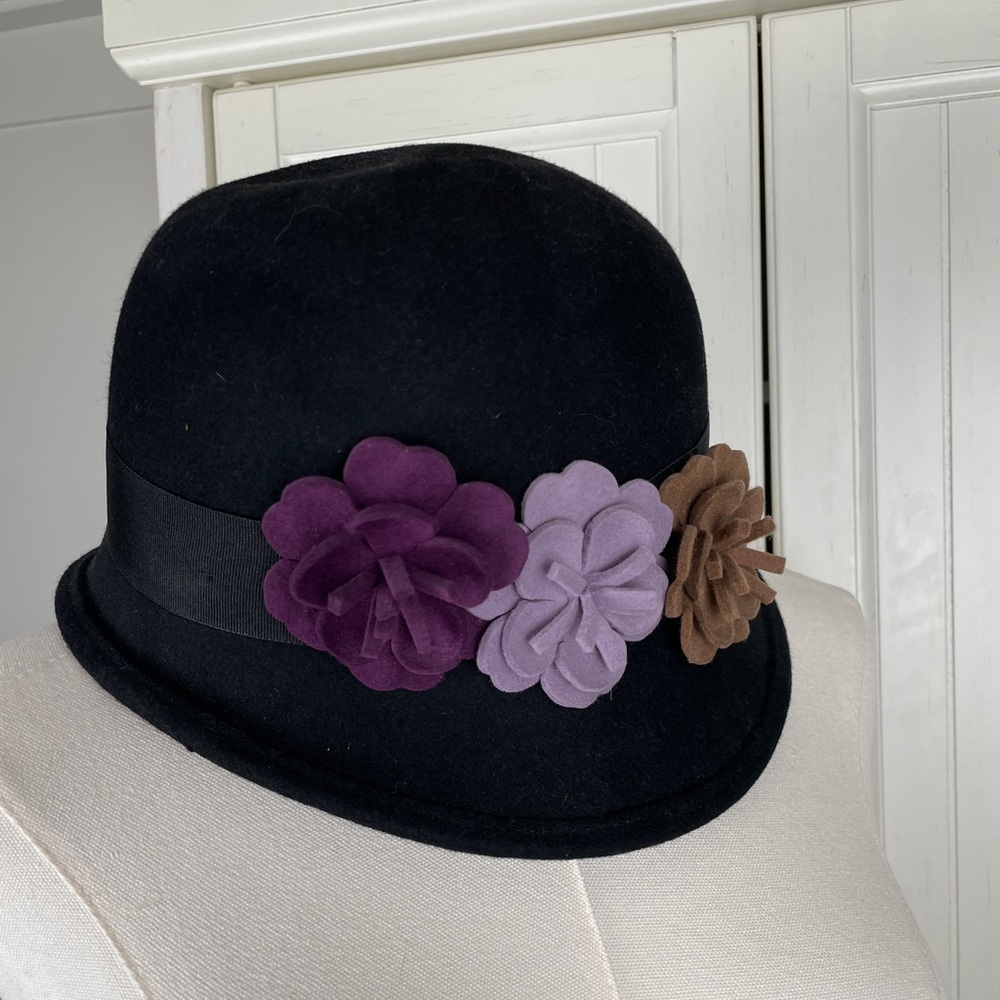 VINTAGE Style Cloche Bucket Hat Floral 100% Wool FeltedConnor 1920s 30s Handmade